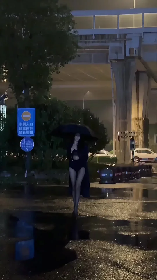 色多多污在线观看
